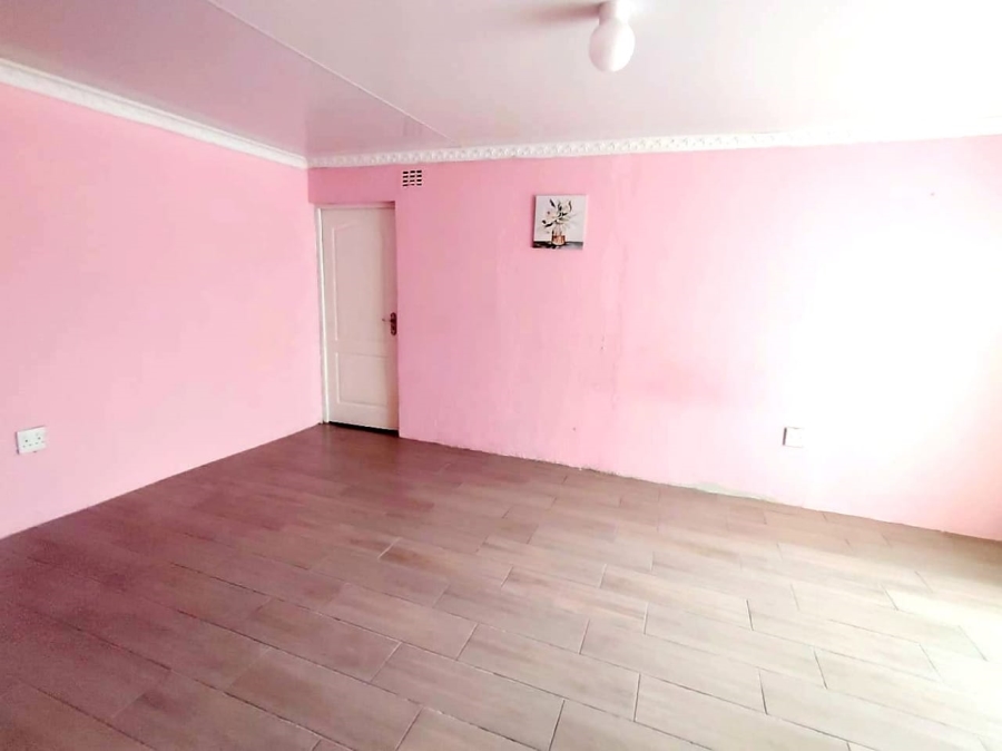 3 Bedroom Property for Sale in Amalinda Eastern Cape